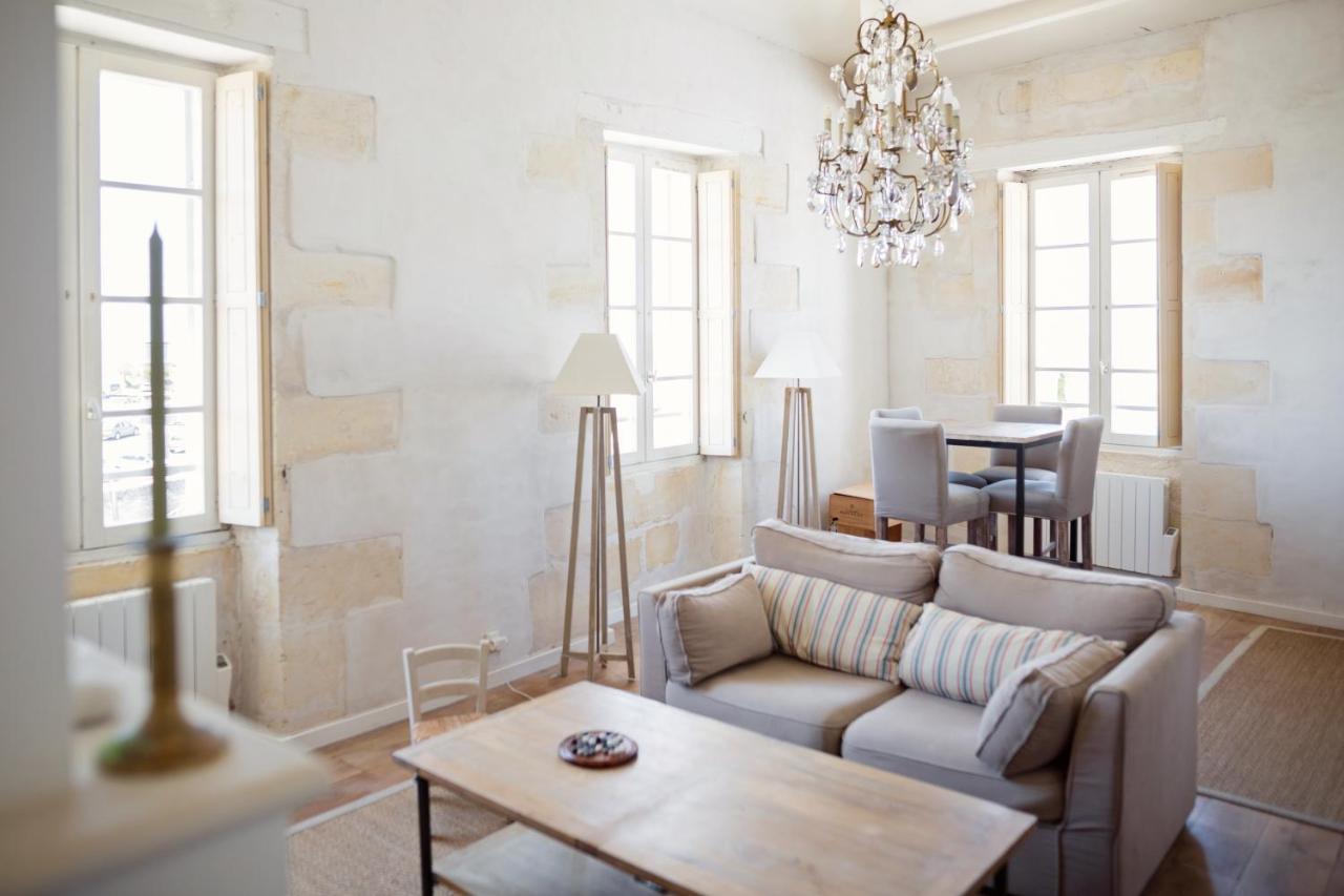 XVIII Century Gem With Magnificent Views Of The Harbour With A Private Garage Apartment Saint-Martin-de-Re Exterior photo